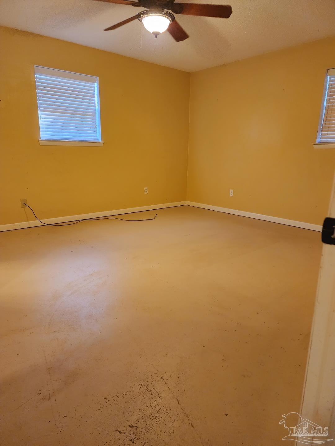 4936 West Spencer Field Road Pace, FL 32571 - Photo 8 of 14 Gallery Image 8