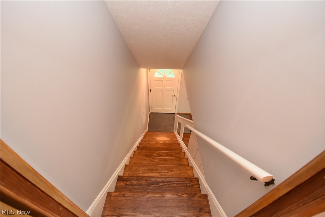 23920 Knickerbocker Road Bay Village, OH 44140 - Photo 16 of 29 Gallery Image 16