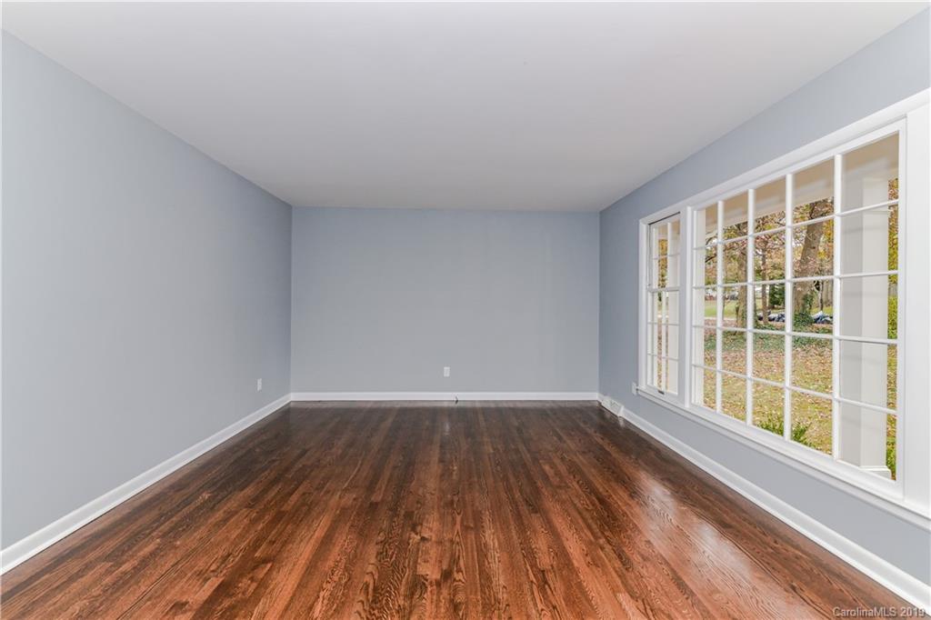 5741 Faulconbridge Road Charlotte, NC 28227 - Photo 4 of 23 Gallery Image 4