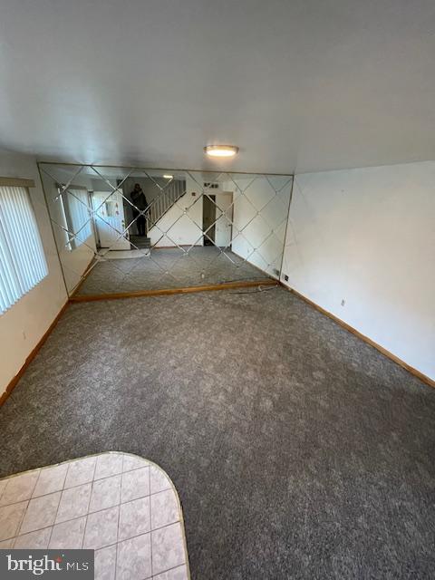9947 Wingtip Road Philadelphia, PA 19115 - Photo 2 of 19 Family Room