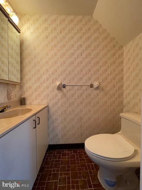 9947 Wingtip Road Philadelphia, PA 19115 - Photo 7 of 19 First Floor Bathroom