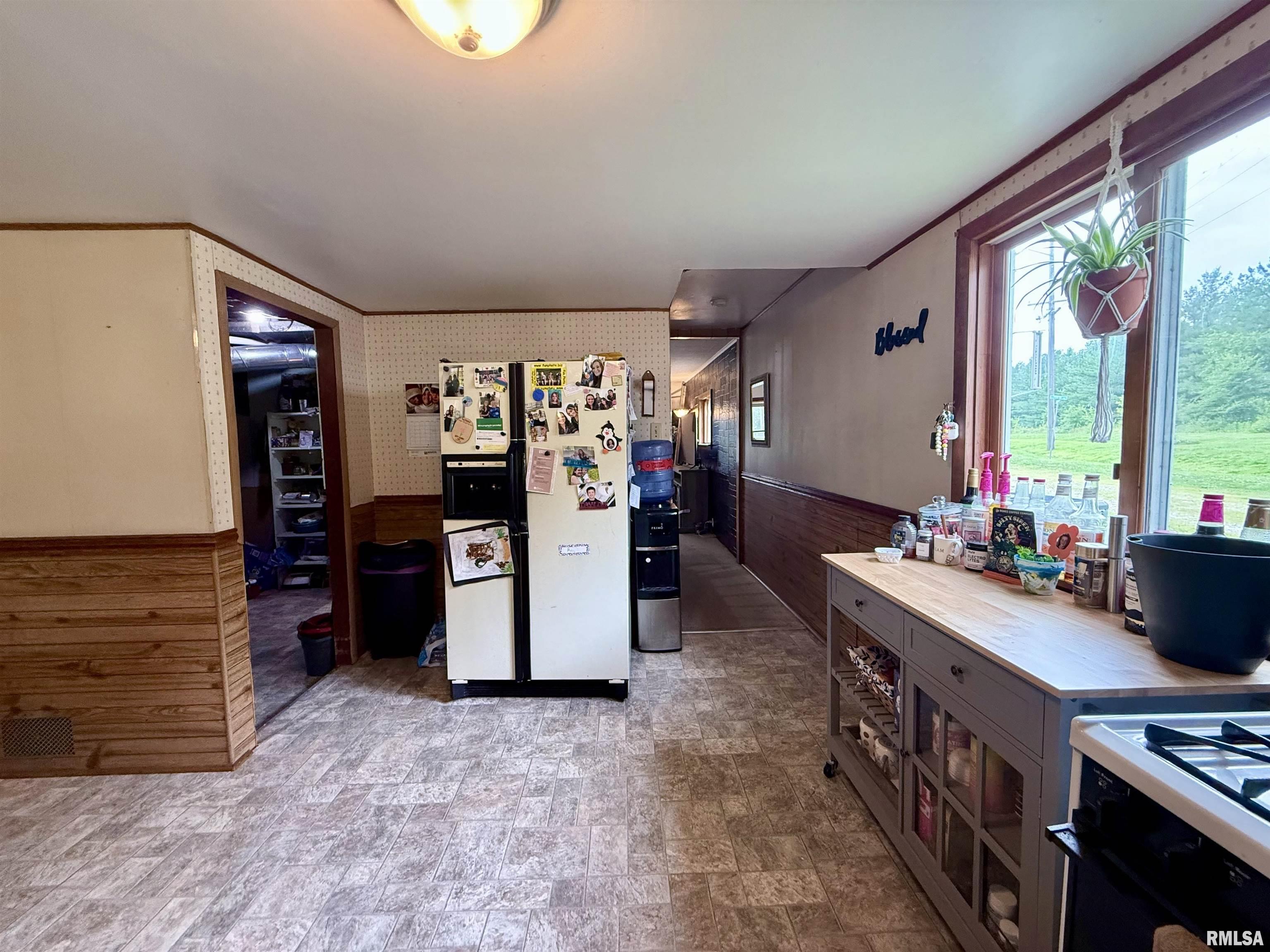 200 North Potts Road Taylorville, IL 62568 - Photo 11 of 32