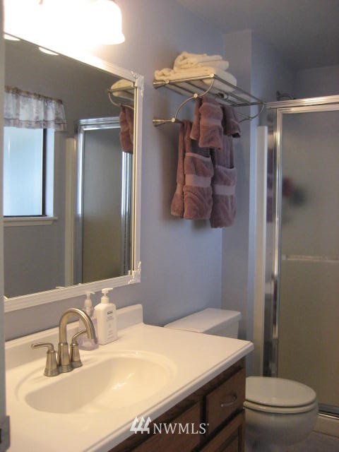 10509 Southeast 166th Street Renton, WA 98055 - Photo 14 of 15