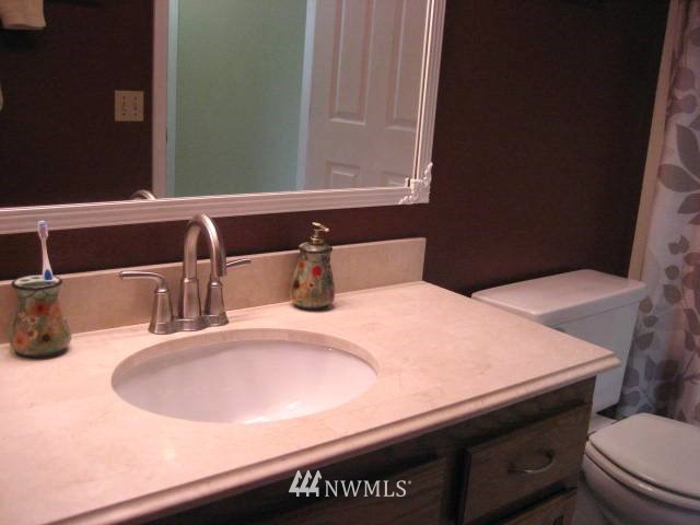 10509 Southeast 166th Street Renton, WA 98055 - Photo 8 of 15