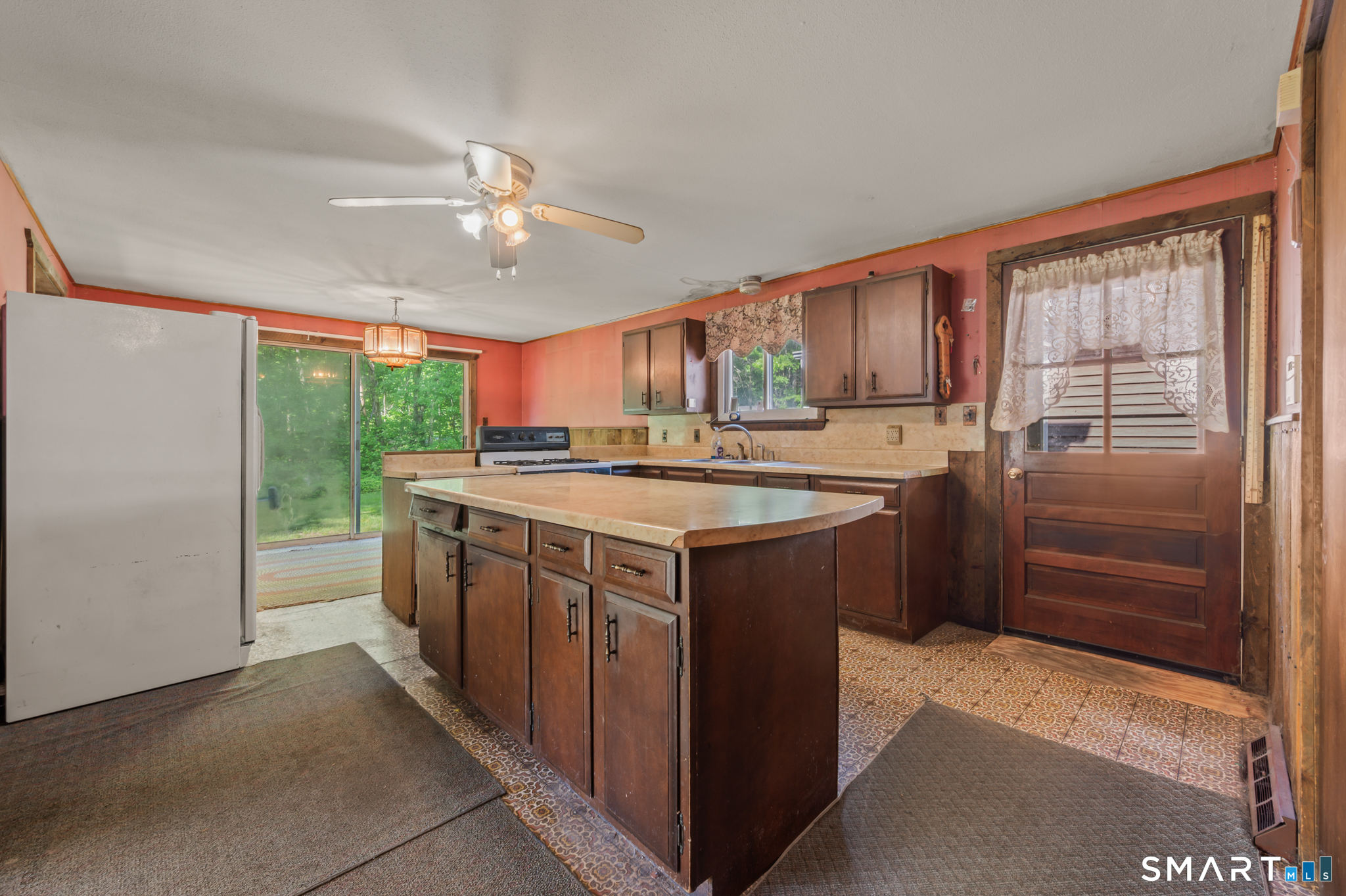 143 Monson Road Stafford, CT 06076 - Photo 11 of 28