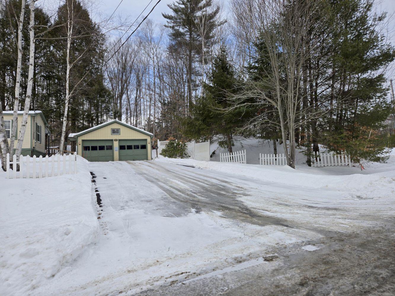 103 Galilee Road Farmington, ME 04938 - Photo 2 of 20 20260109_124700_result