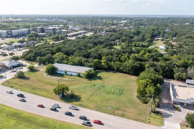 $6,500,000 | 2300 Highway 114, Roanoke, TX 76262