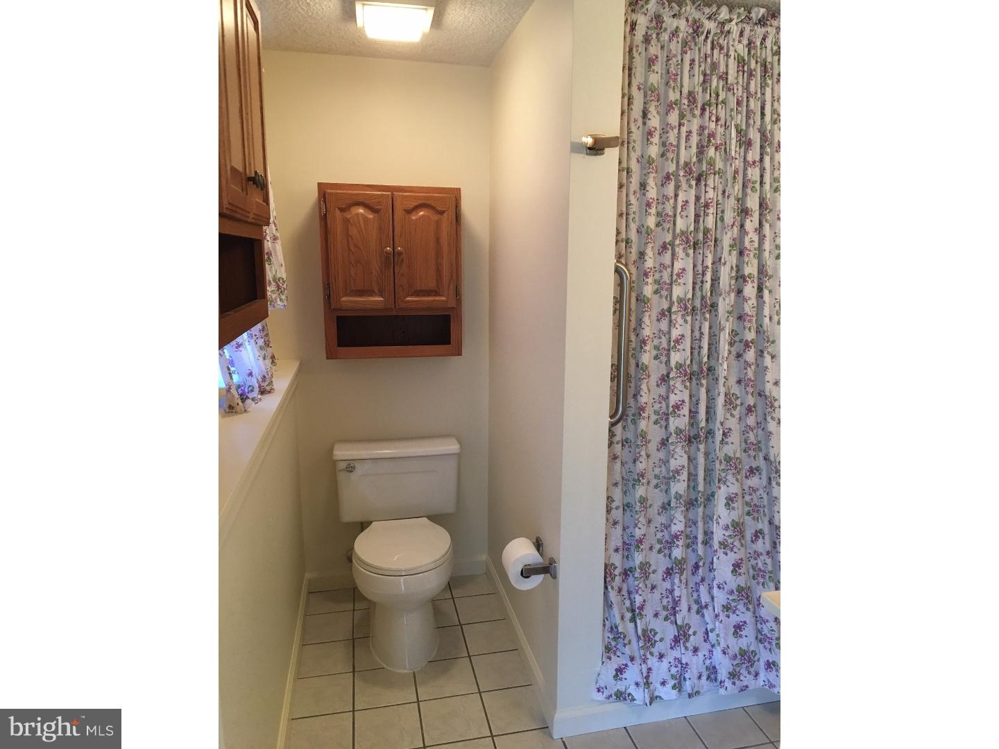 121 Ongs Hat Road Pemberton, NJ 08068 - Photo 18 of 23 Bathroom