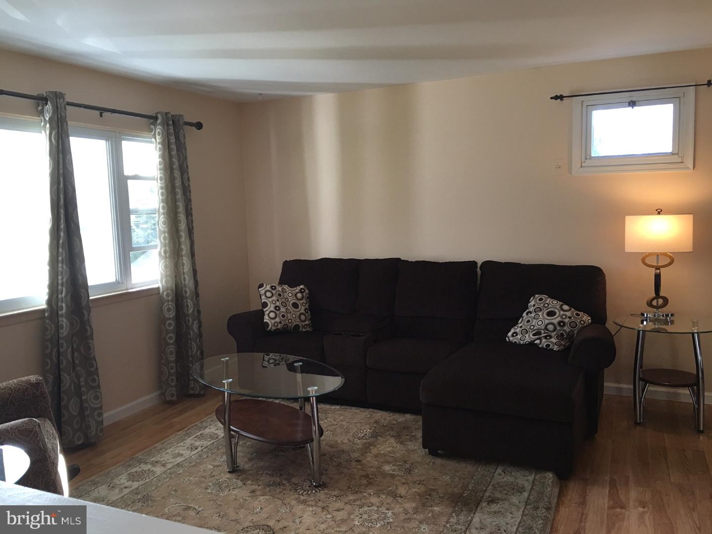 121 Ongs Hat Road Pemberton, NJ 08068 - Photo 8 of 23 Living Room