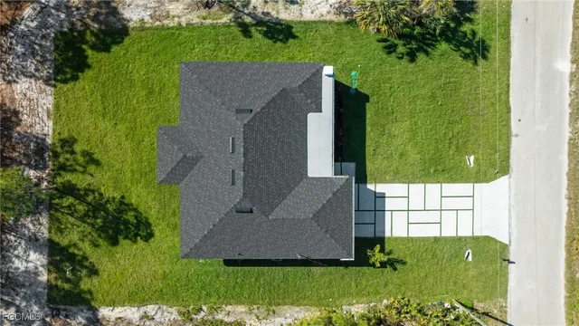 $1,990 | 567 Flamingo Avenue South, Lehigh Acres, FL 33974