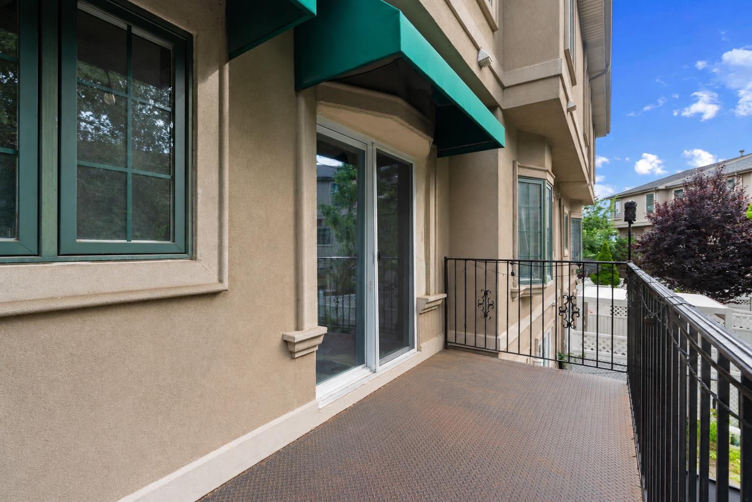 9 Hackensack Plank Road Weehawken, NJ 07086 - Photo 16 of 38
