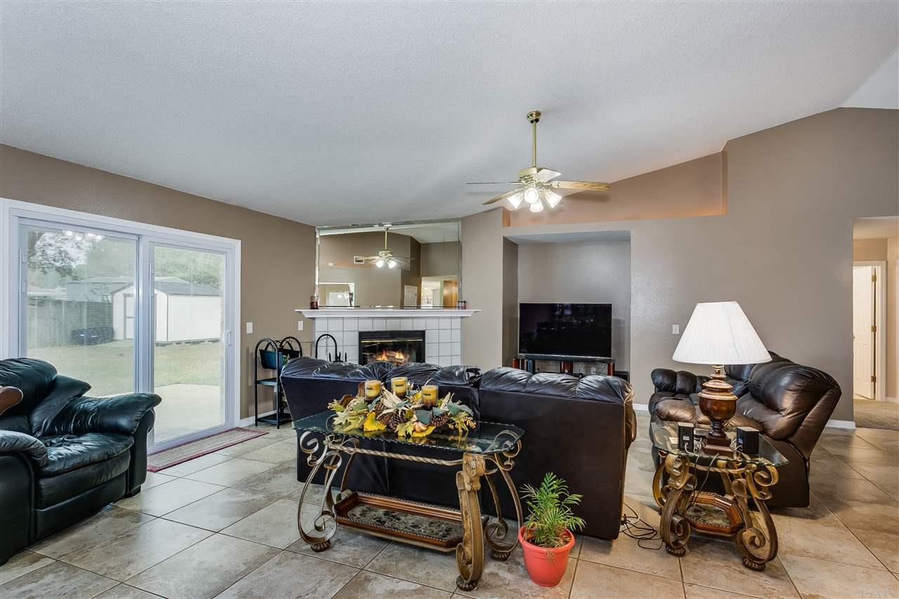 4762 Timber Ridge Drive Pace, FL 32571 - Photo 11 of 36