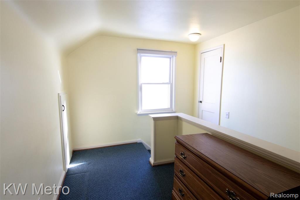 1249 Columbia Road Berkley, MI 48072 - Photo 19 of 21