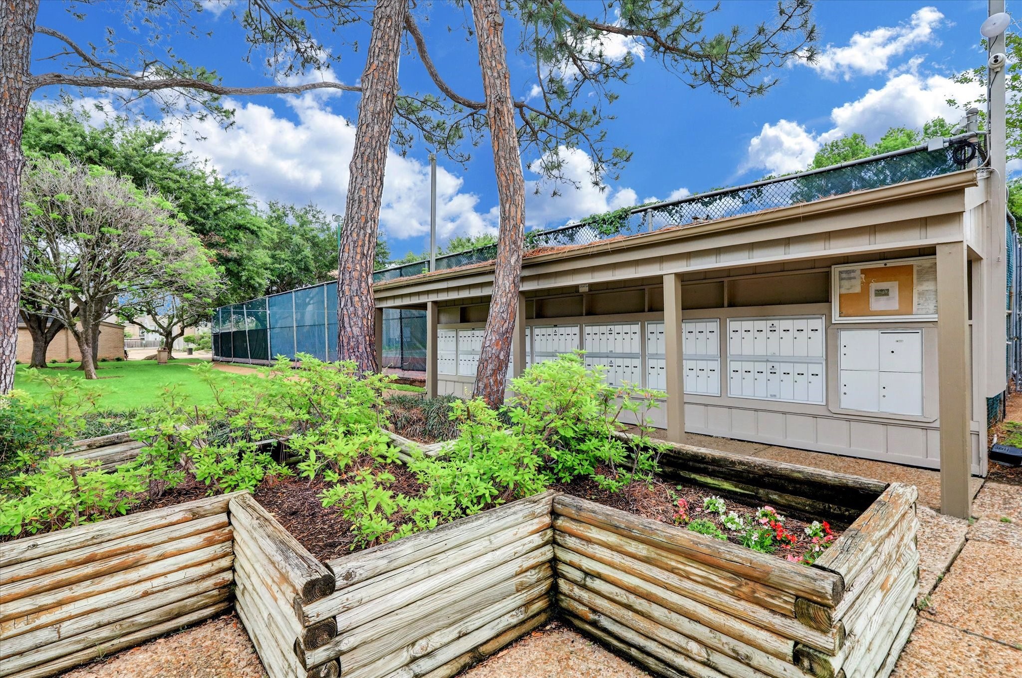 880 Tully Street, Unit 13 Houston, TX 77079 - Photo 27 of 27