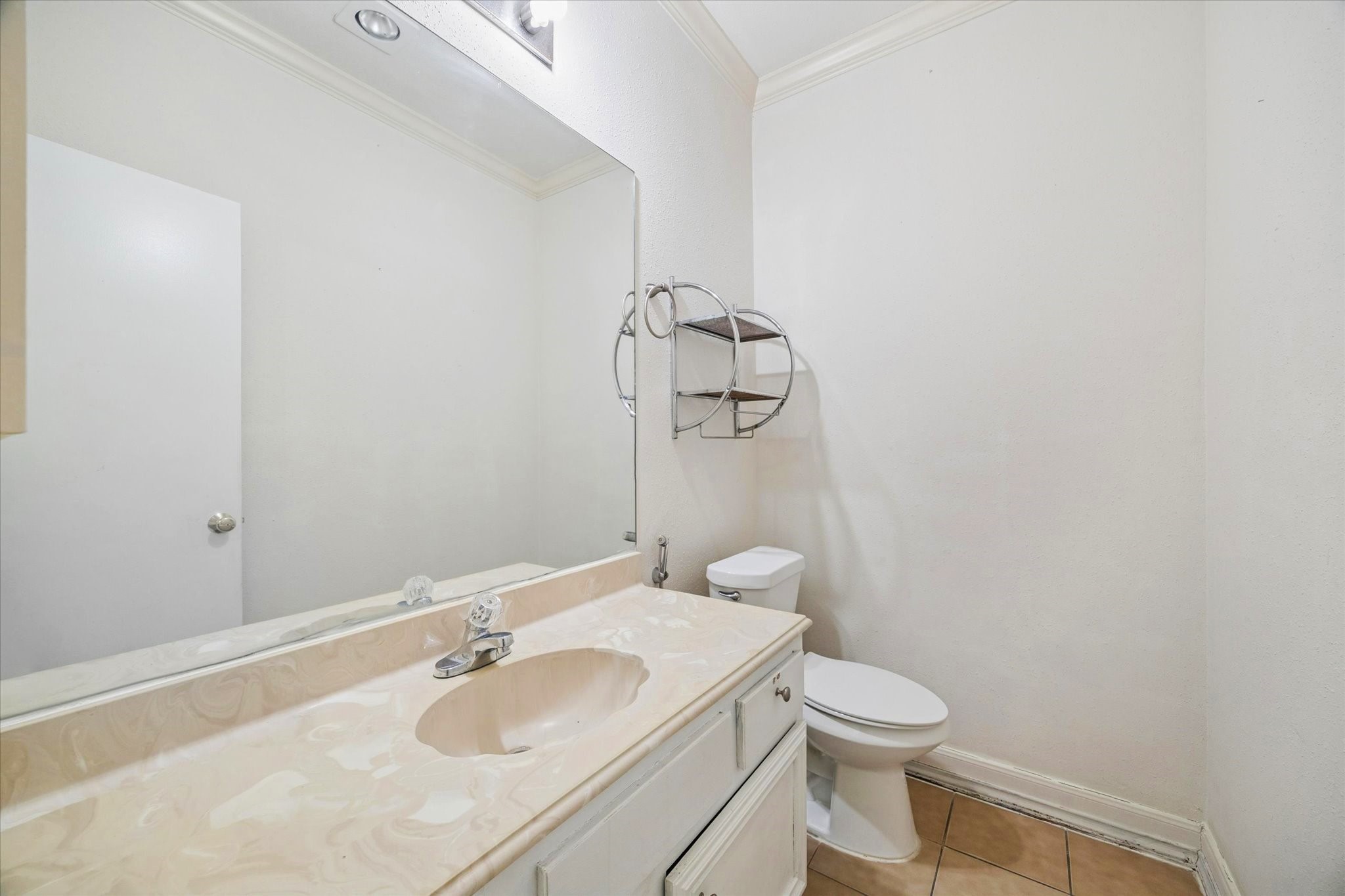 880 Tully Street, Unit 13 Houston, TX 77079 - Photo 7 of 27