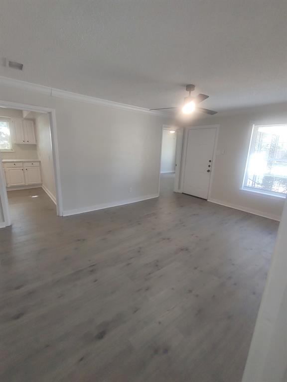 1332 Ridgeview Street Mesquite, TX 75149 - Photo 11 of 15 Gallery Image 11