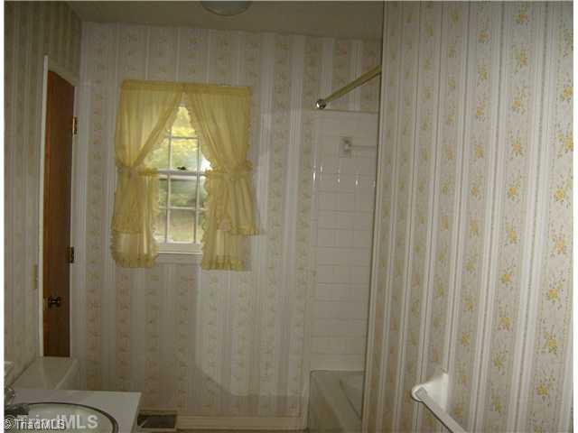830 Old Winston Road Kernersville, NC 27284 - Photo 9 of 9 Other Bath.