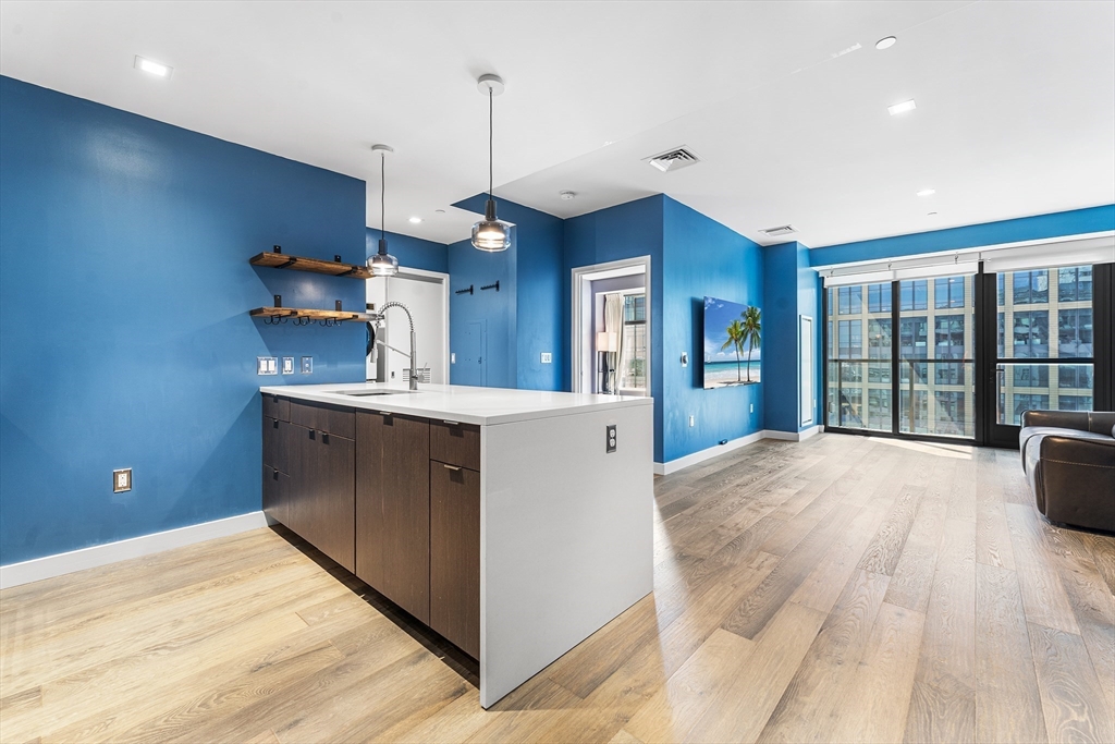 375 Canal Street, Unit 1103 Somerville, MA 02145 - Photo 2 of 28