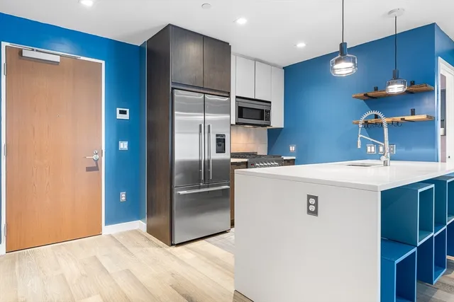 $869,999 | 375 Canal Street, Unit 1103, Somerville, MA 02145