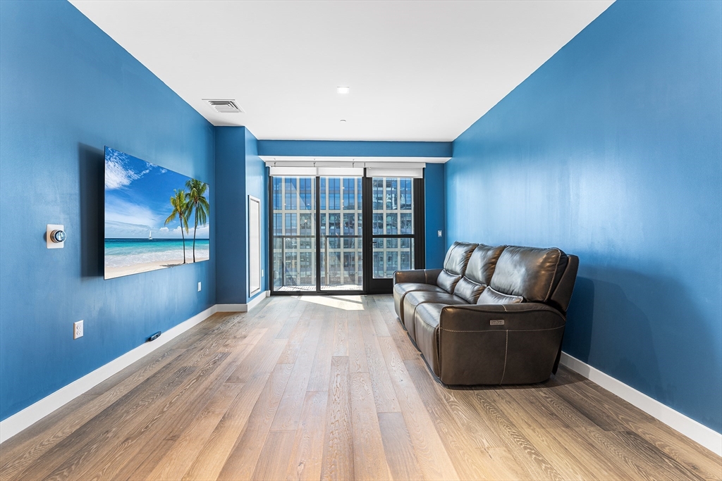 375 Canal Street, Unit 1103 Somerville, MA 02145 - Photo 8 of 28