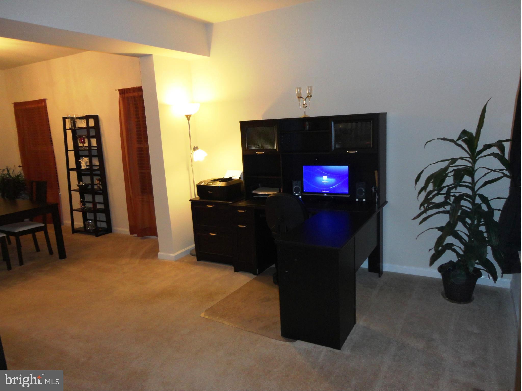 14302 Lusby Ridge Road Accokeek, MD 20607 - Photo 14 of 30 Living Room