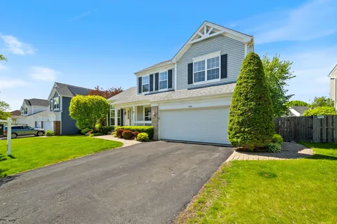 $425,000 | 448 Sierra Place, Gurnee, IL 60031
