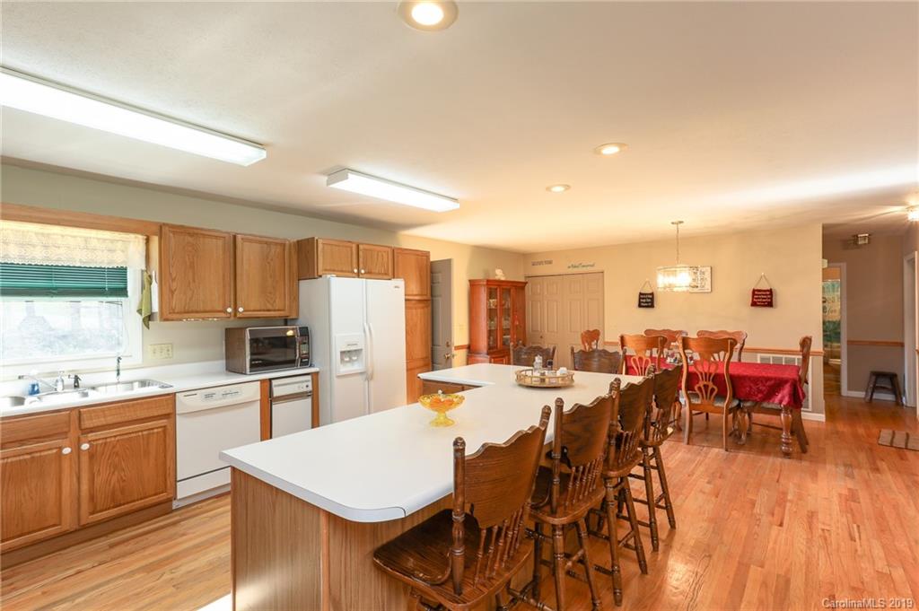 782 Dula Road Spruce Pine, NC 28777 - Photo 22 of 41 Gallery Image 22