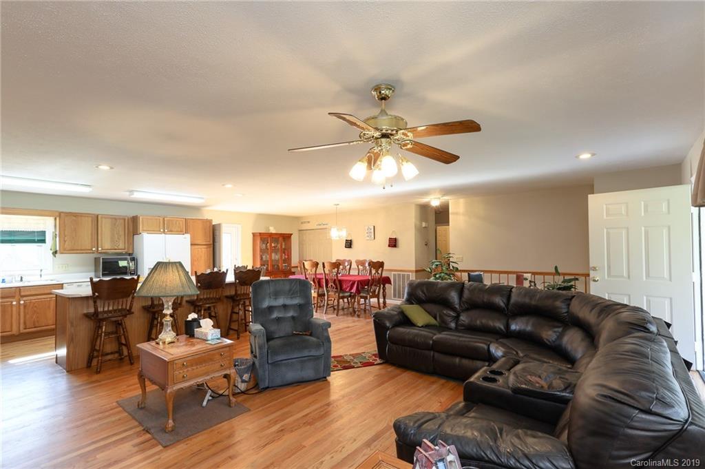 782 Dula Road Spruce Pine, NC 28777 - Photo 25 of 41 Gallery Image 25