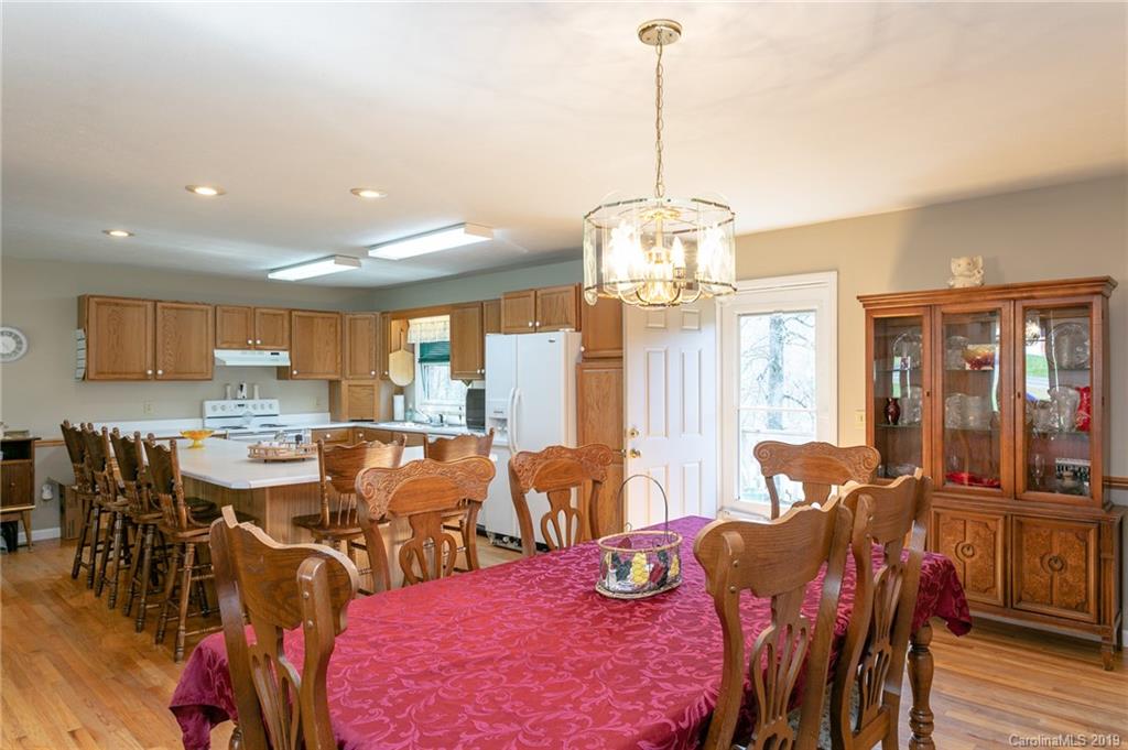782 Dula Road Spruce Pine, NC 28777 - Photo 8 of 41 Gallery Image 8