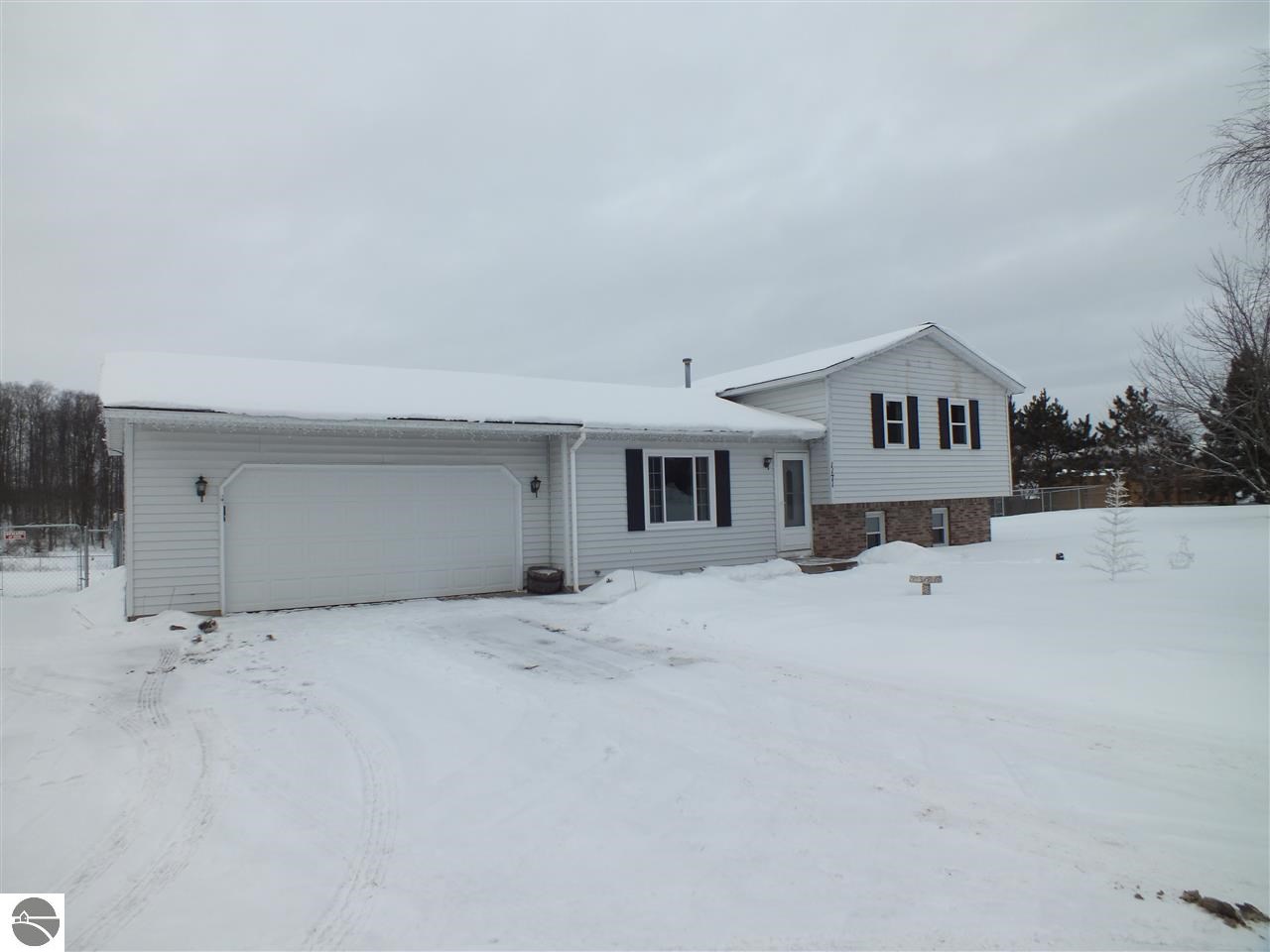 1171 Rasho Road Traverse City, MI 49696 - Photo 23 of 25 1779406-22.JPG