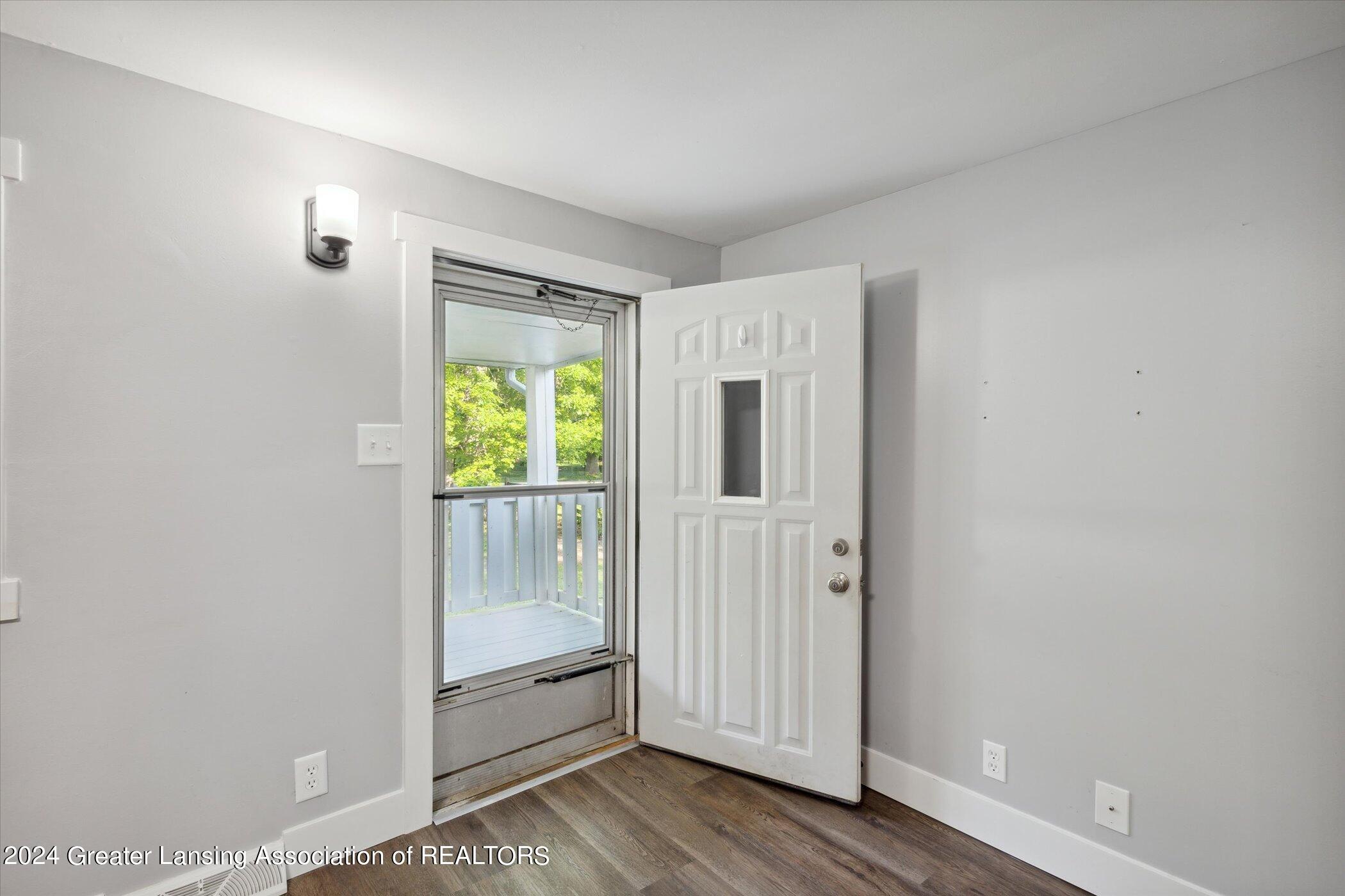 3749 Chapel Road Spring Arbor, MI 49283 - Photo 6 of 39 07-3749-Chapel-Rd-Spring-Arbor-MI-49283-