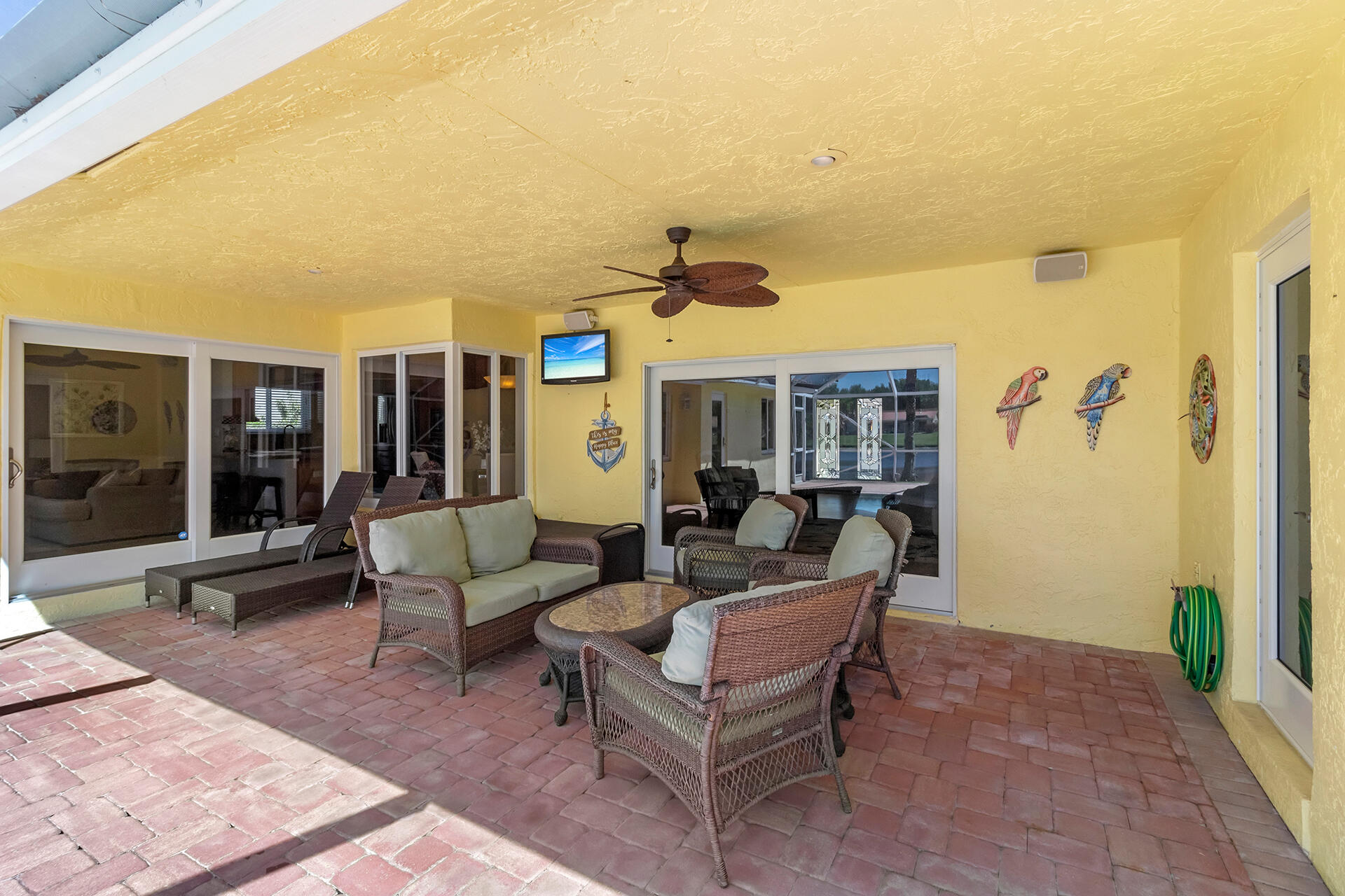 2530 Northwest 40th Street Boca Raton, FL 33434 - Photo 15 of 35 a living room with patio furniture