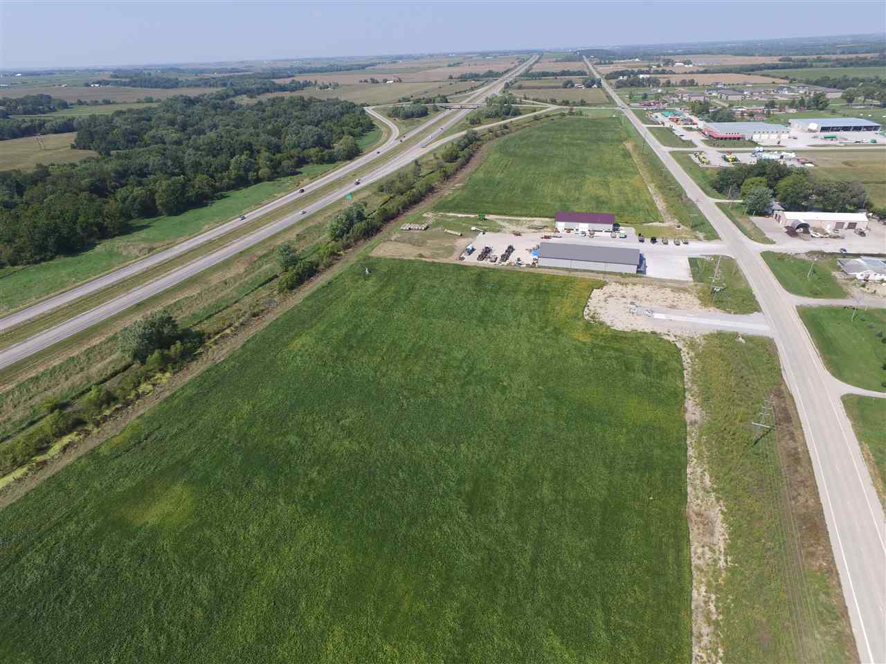 5285 Oak Crest Hill Road Southeast Hills, IA 52235 - Photo 4 of 4 Gallery Image 4