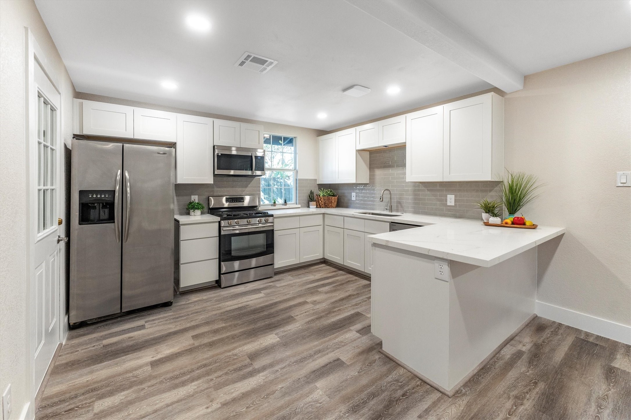 1062 Lamonte Lane Houston, TX 77018 - Photo 16 of 49