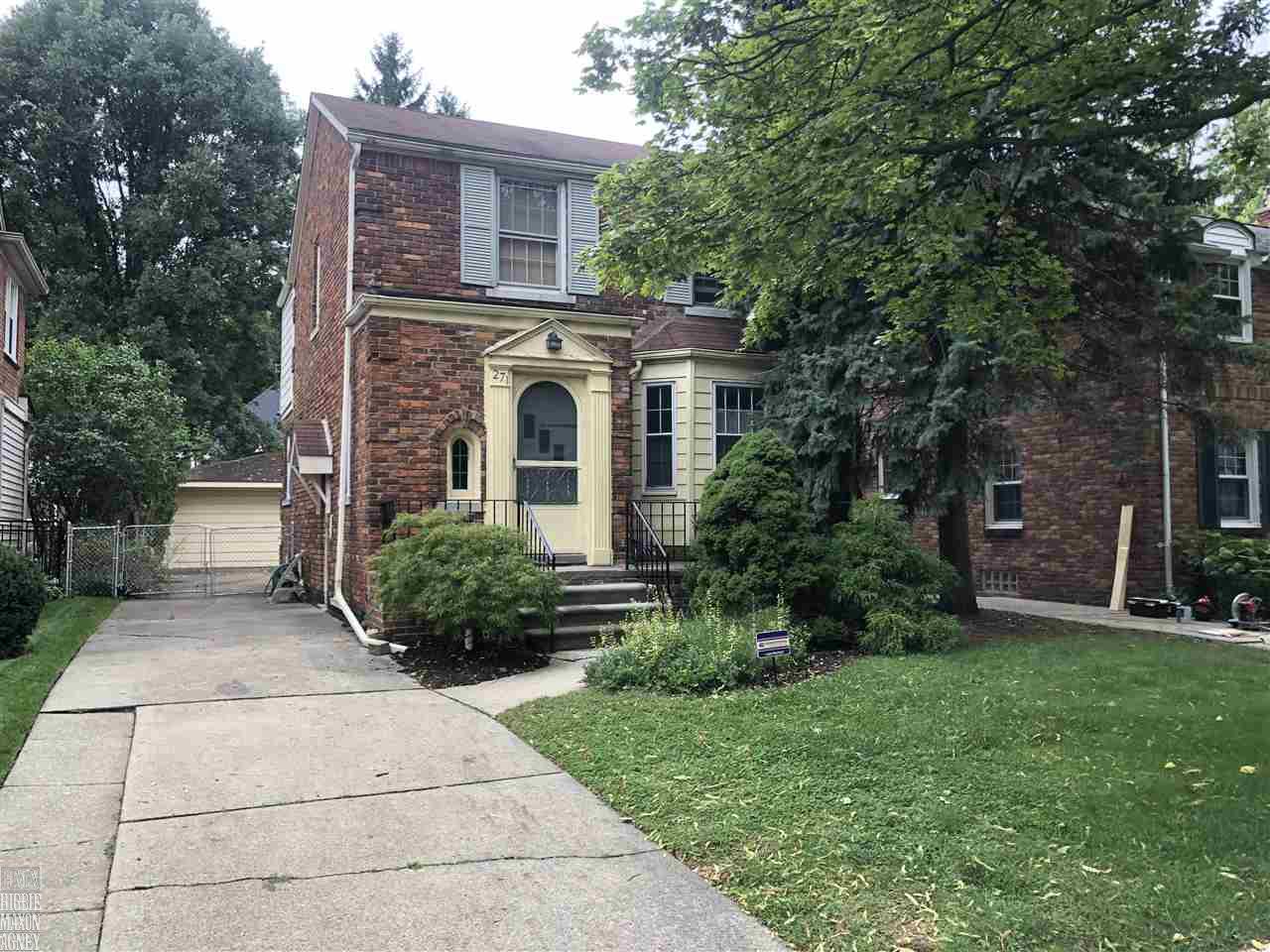 271 Merriweather Road Grosse Pointe Farms, MI 48236 - Photo 2 of 15