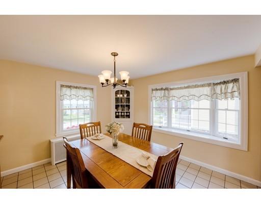 6 Bellingham Road Worcester, MA 01606 - Photo 12 of 39