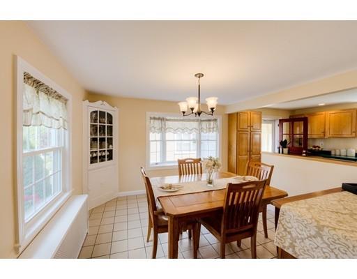 6 Bellingham Road Worcester, MA 01606 - Photo 13 of 39