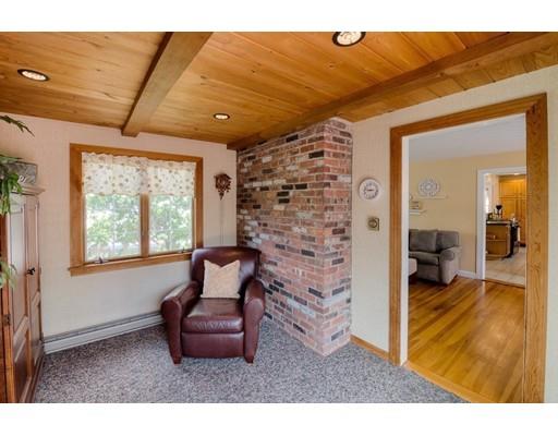 6 Bellingham Road Worcester, MA 01606 - Photo 19 of 39