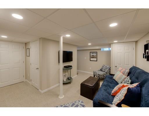 6 Bellingham Road Worcester, MA 01606 - Photo 28 of 39