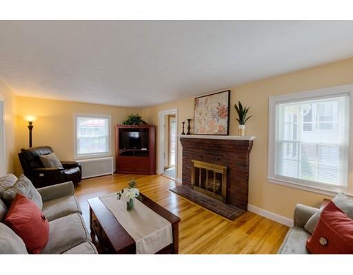 6 Bellingham Road Worcester, MA 01606 - Photo 4 of 39