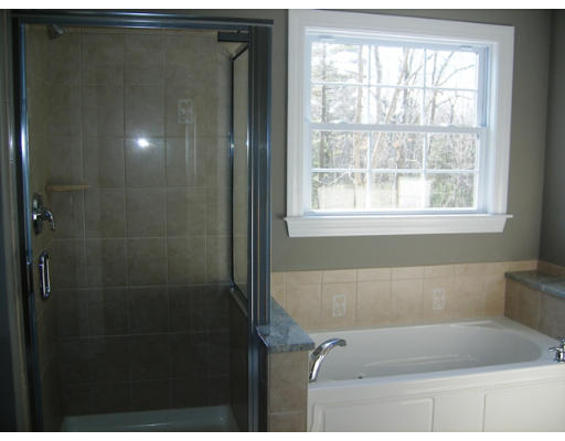 7 Ellis Road Norton, MA 02766 - Photo 11 of 18 Gallery Image 11