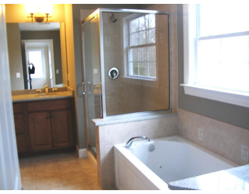 7 Ellis Road Norton, MA 02766 - Photo 14 of 18 Gallery Image 14