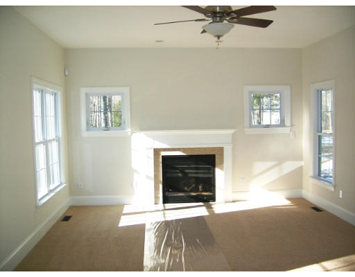7 Ellis Road Norton, MA 02766 - Photo 3 of 18 Gallery Image 3