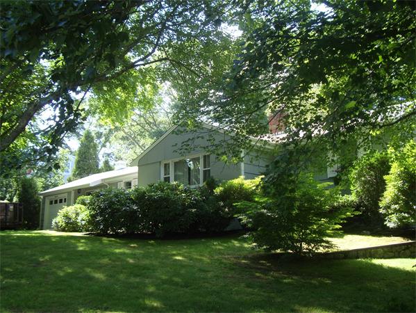 45 Oakhurst Road Scituate, MA 02066 - Photo 1 of 25 Gallery Image 1