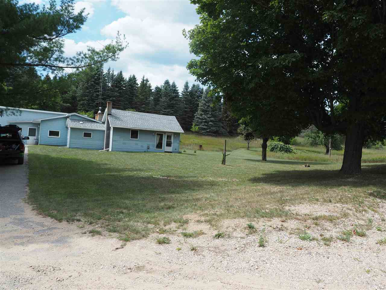16444 Viaduct Road Copemish, MI 49625 - Photo 31 of 38 1879289-36.JPG