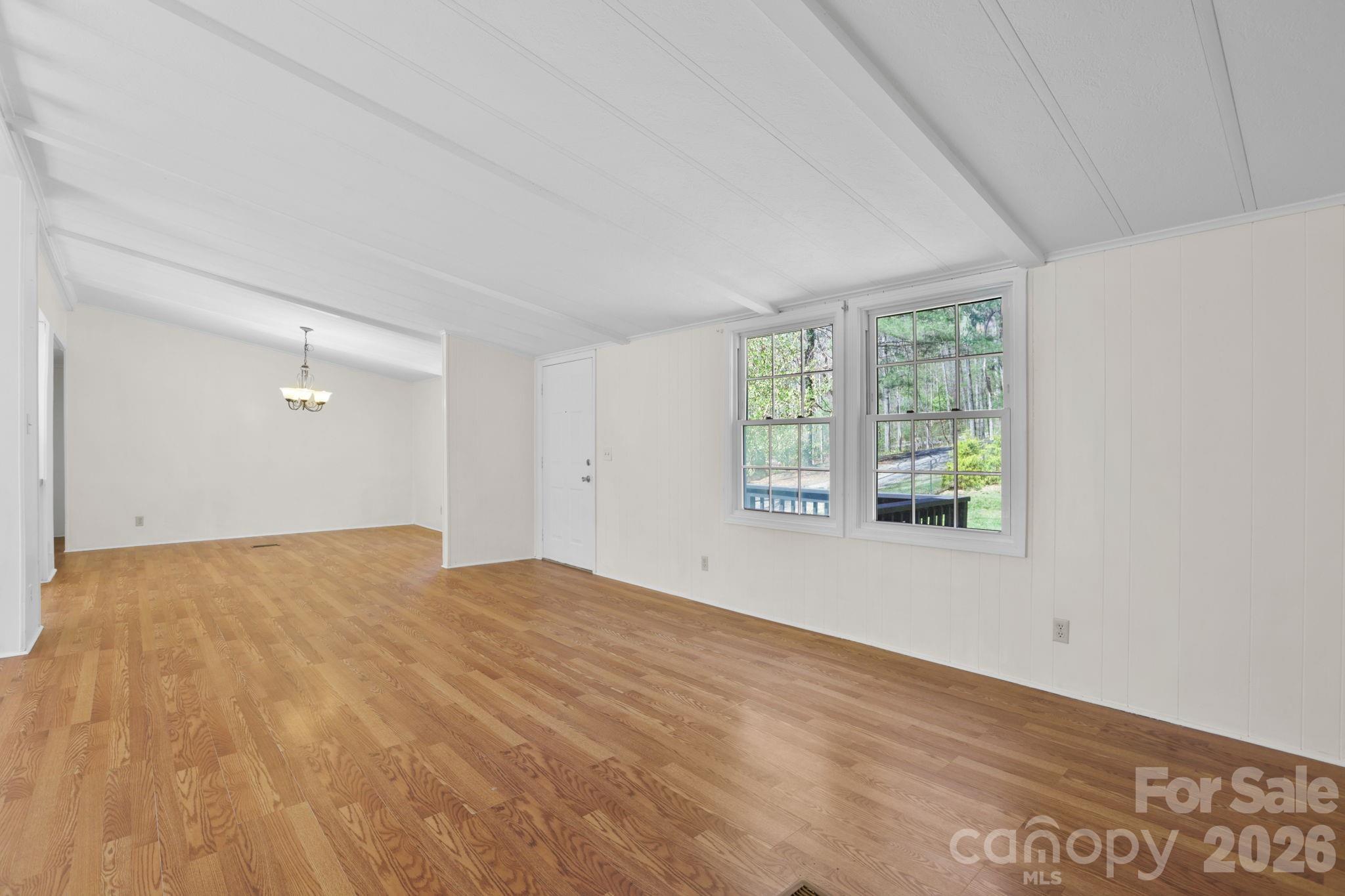 5 Country Road Hendersonville, NC 28791 - Photo 11 of 38