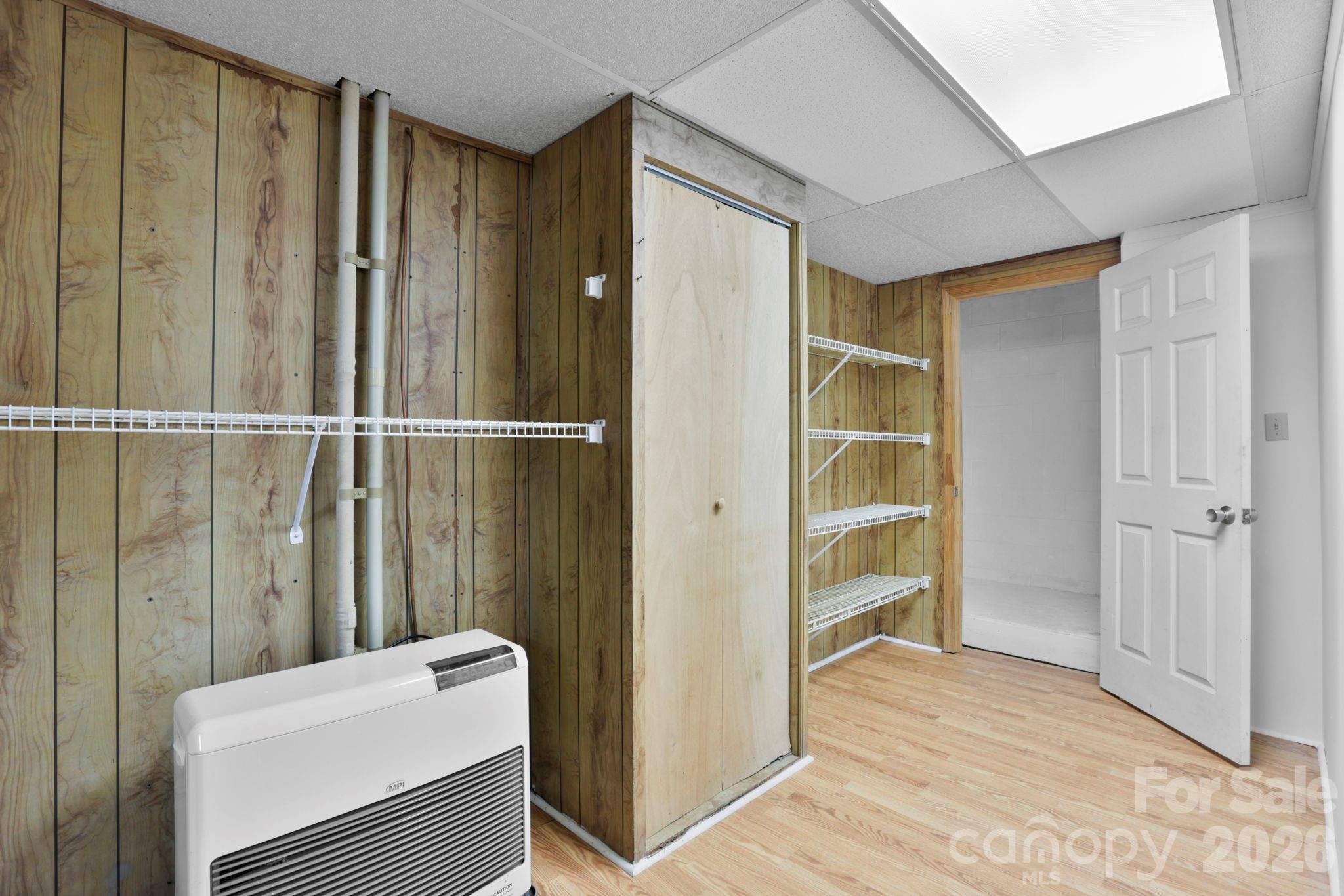 5 Country Road Hendersonville, NC 28791 - Photo 25 of 38