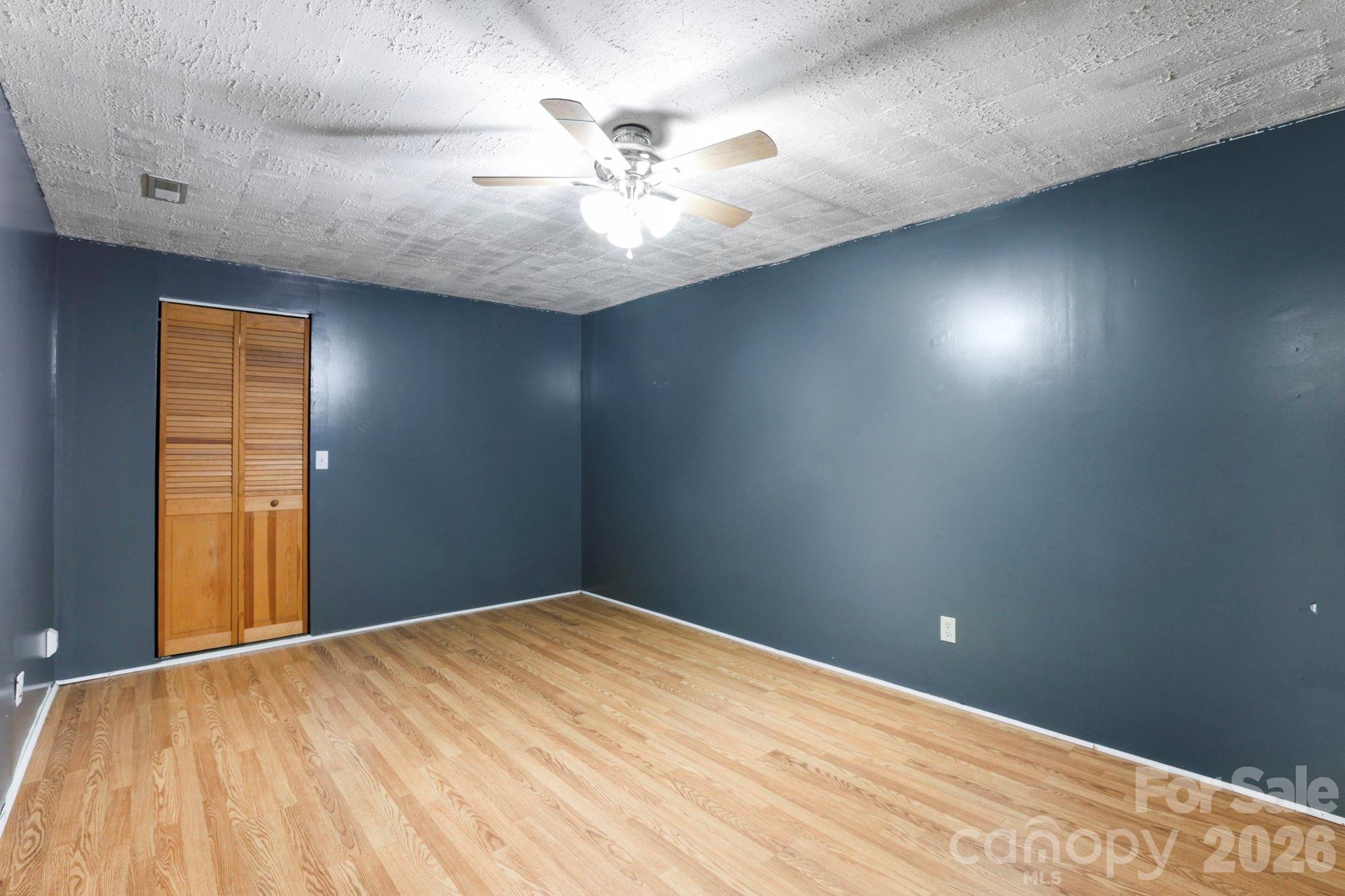 5 Country Road Hendersonville, NC 28791 - Photo 27 of 38