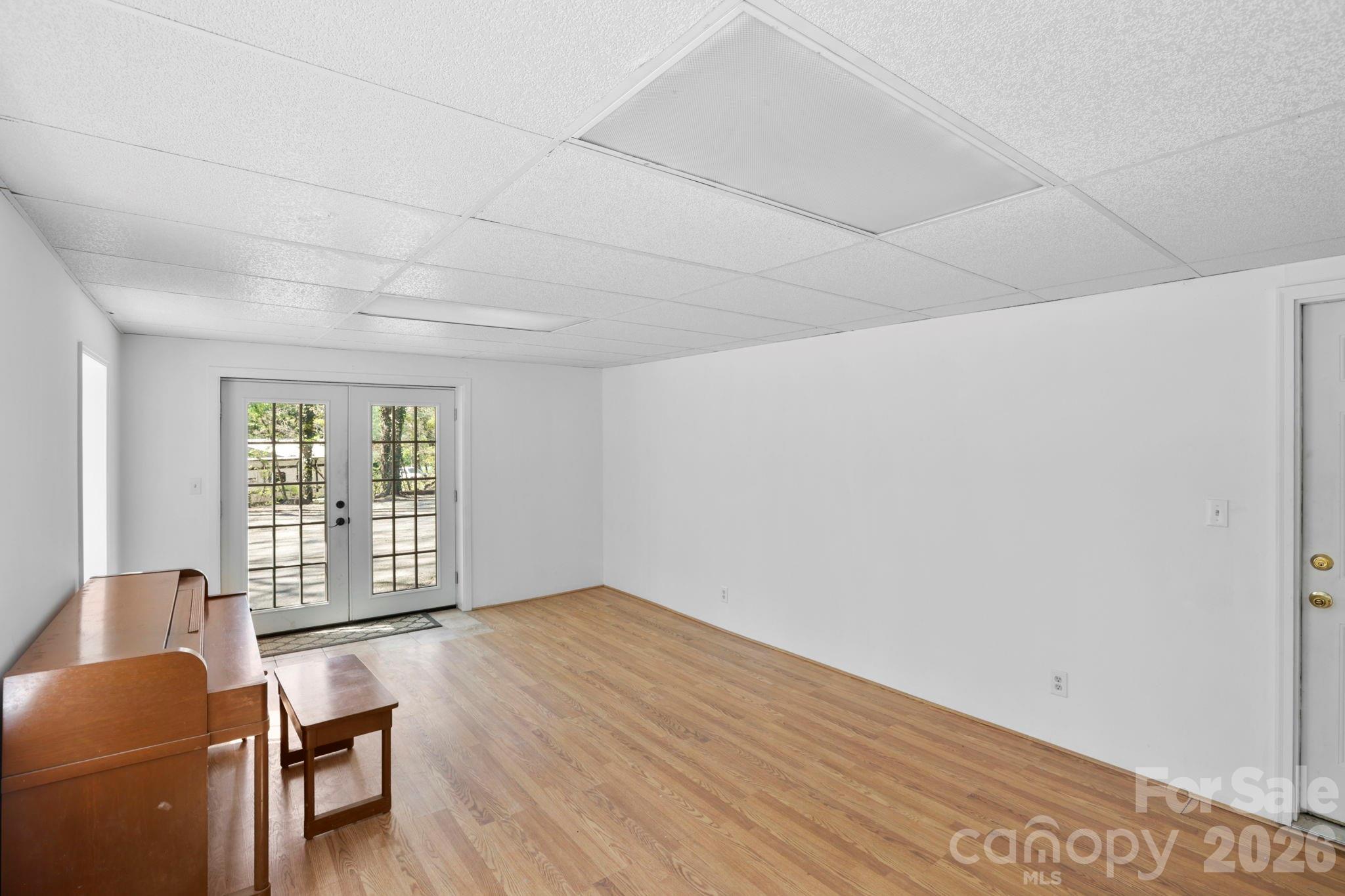 5 Country Road Hendersonville, NC 28791 - Photo 32 of 38