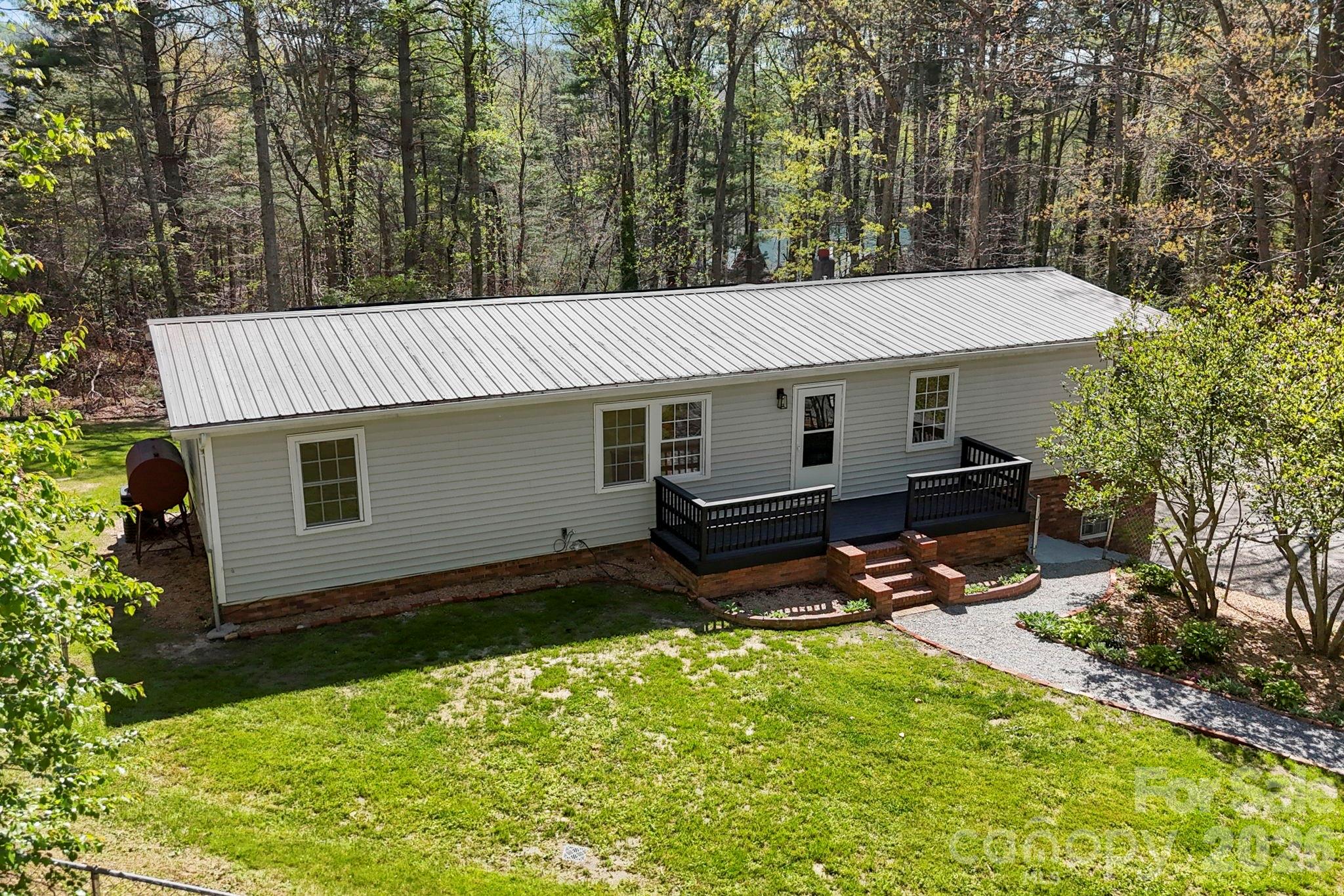 5 Country Road Hendersonville, NC 28791 - Photo 33 of 38